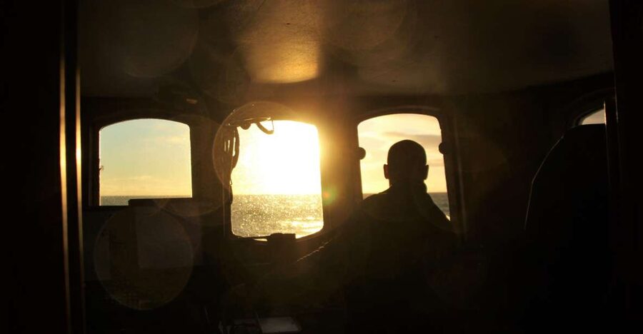 Akureyri: Whale Watching in the Midnight Sun - Cruising into Eyjafjörður