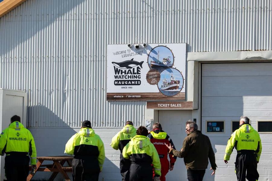 Akureyri: Whale Watching Tour with Transfer from Port - The return to Akureyri and the value of the extras