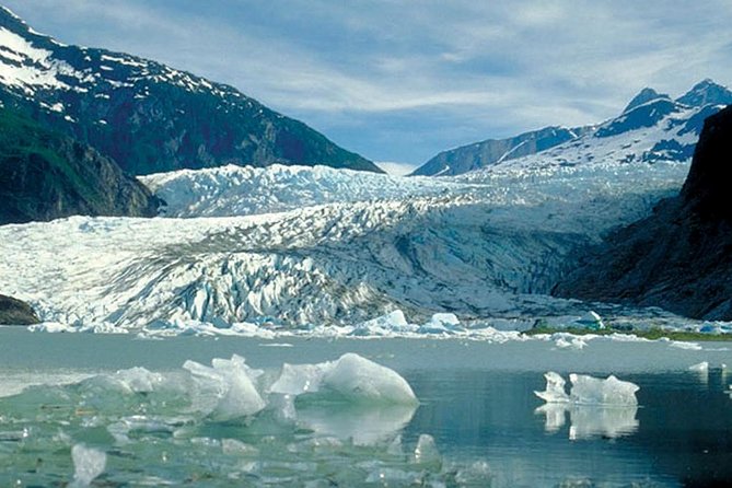 Best of Juneau: Mendenhall Glacier, Whale Watching and Salmon Bake - Weather, clothing, and what to bring