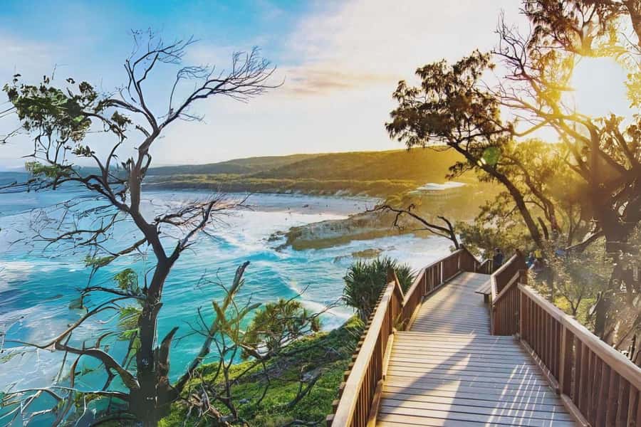 Brisbane to North Stradbroke Island Day: Wildlife & Beaches - Point Lookout gives you time to eat and reset