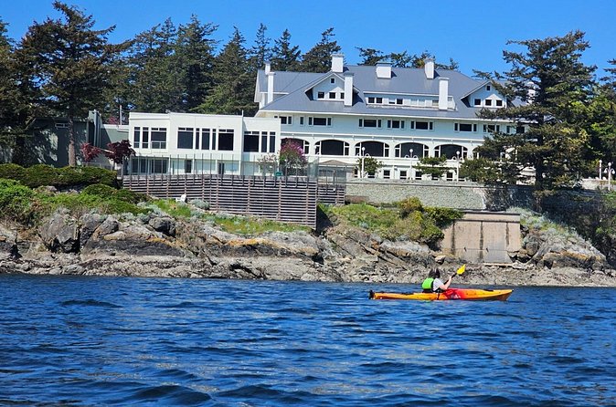 Cafes and Kayaks: Full Day Kayaking Adventure on Orcas Island - Returning by kayak to Rosario