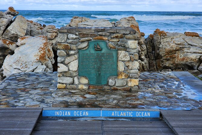Cape Agulhas, Hermanus Whale Watching, Penguins and Wine Tasting - Key points at a glance