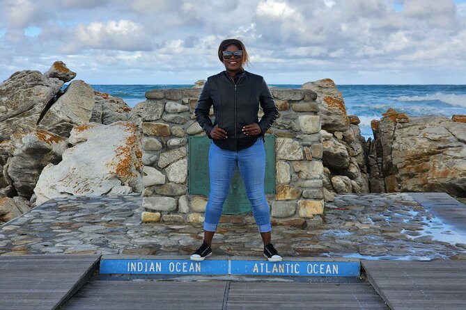 Cape Agulhas, Hermanus Whale Watching, Penguins and Wine Tasting - A 7 a.m. start and a long road south