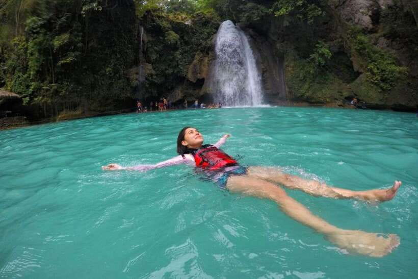 Cebu Whale Shark Swimming & Kawasan Canyoneering Group Tour - Three hours of Badian canyoneering