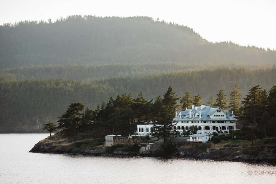 Eastsound: Orcas Island Bioluminescent Kayak Tour - Why the darkness matters on Orcas Island