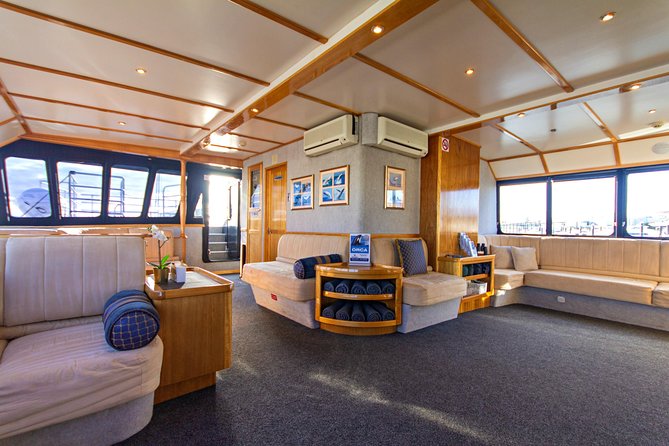 Educational Whale Watching Tour from Perth - Morning or afternoon departure