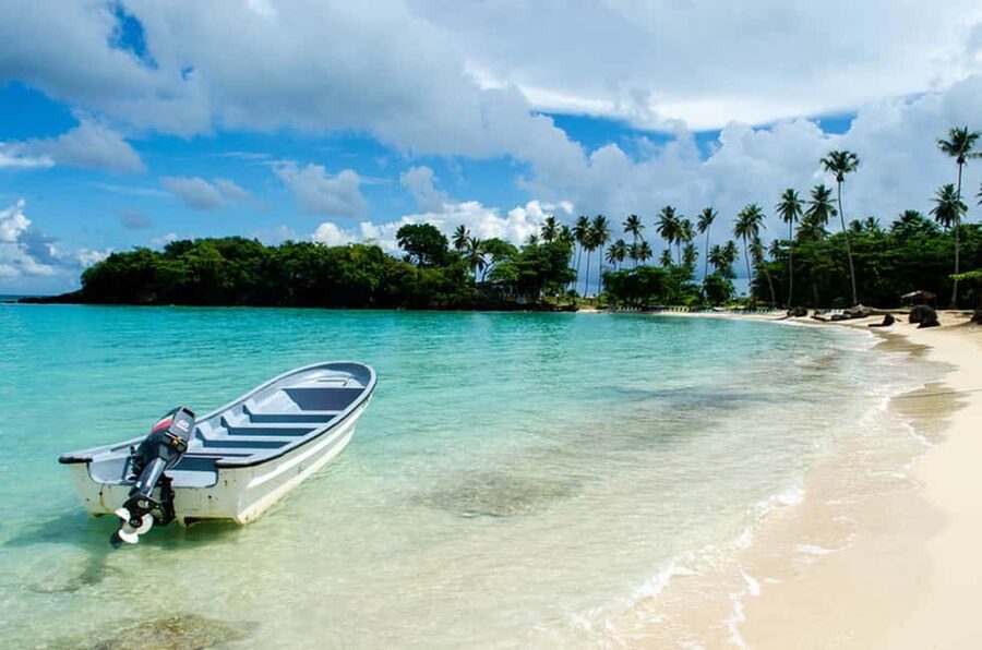 From Punta Cana: Whale Watching and Beaches Day Trip - Two and a half hours toward Samaná Bay
