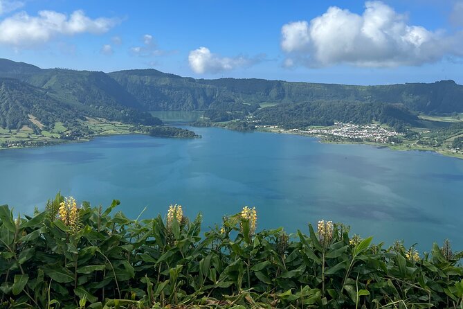 Full Day Sete Cidades with Whale Watching at Mosteiros - Ferraria, where hot springs meet the Atlantic