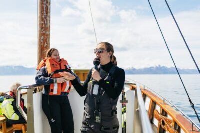 Húsavík: Whale Watching Tour with Guide