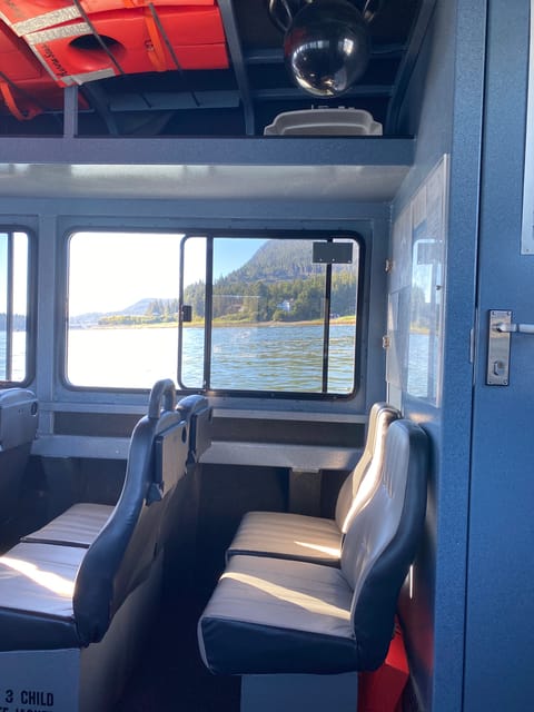 Juneau: Mendenhall Glacier and Whale Watching Tour - Warm drinks, snacks, and the return to Juneau