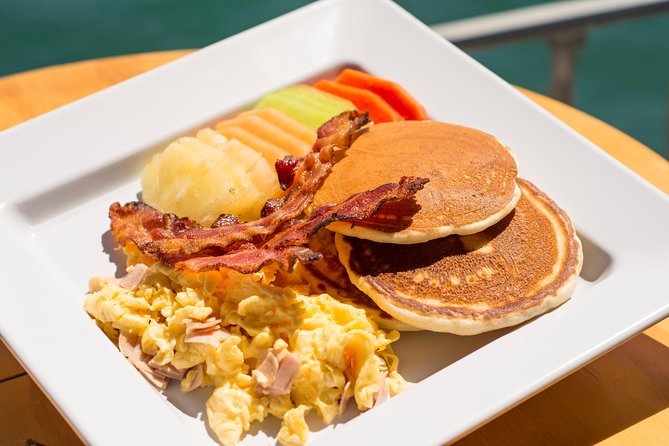 Los Cabos Whale Watching Cruise Including Breakfast - A 9 a.m. start at Cabo San Lucas Marina