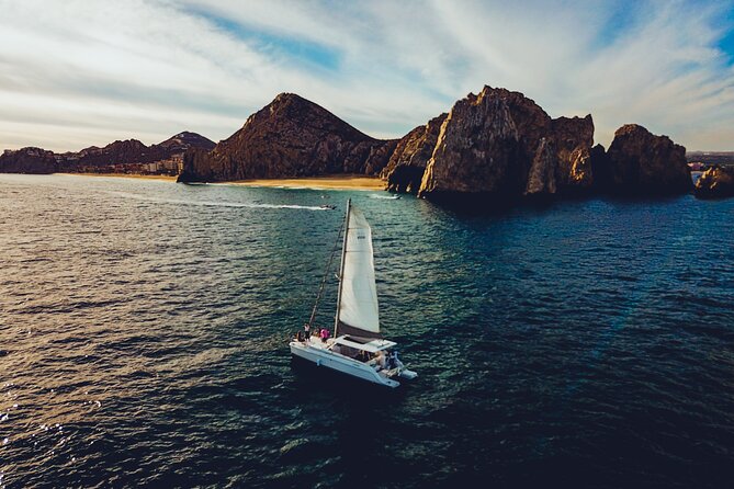 Luxury Whale Watch Cruise to The Arch Los Cabos - The Arch, Pelican Rock, and the photo opportunities