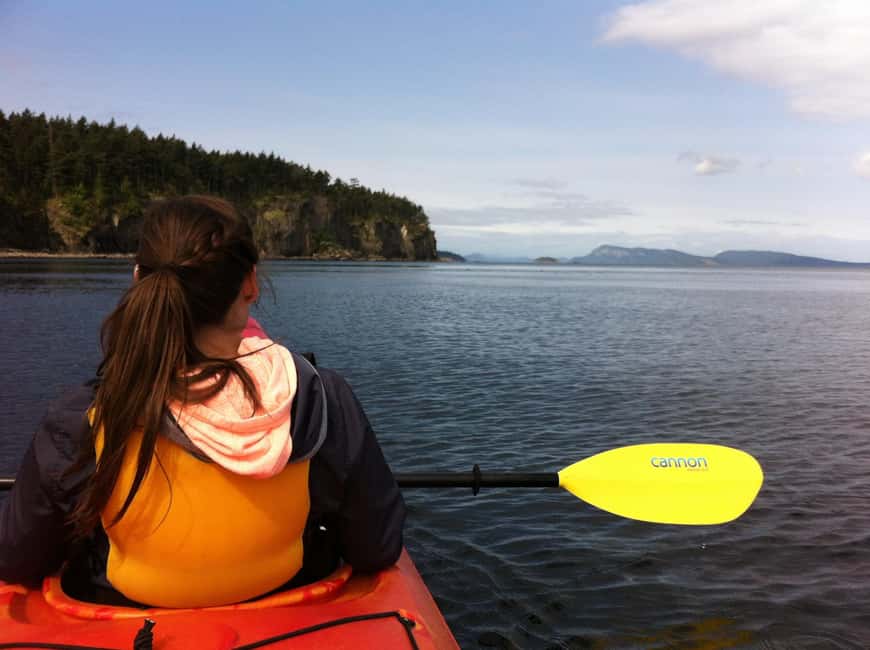 Orcas Island: Wildlife Spotting Kayak Tour - Paddling Along the Shoreline
