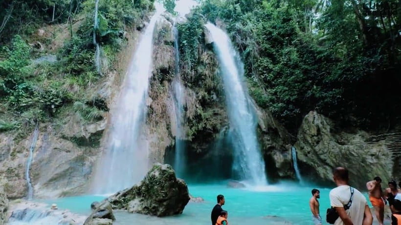 Oslob: Whale Sharks, Inambakan Falls & Moalboal Sardines - Moalboal and the wall of silver sardines