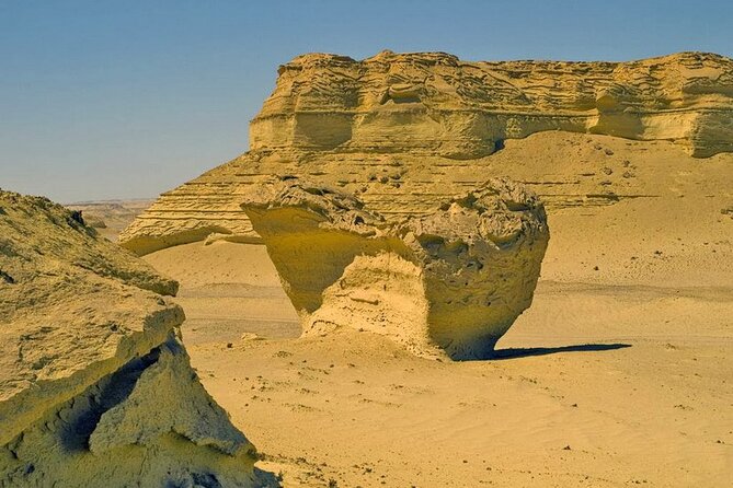 Private Tour to Whales Valley & Wadi El Rayan Waterfalls in El Fayoum from Cairo - Wadi El Rayan and Egypt’s desert waterfalls