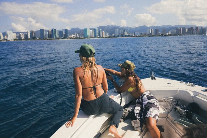Private Whale Watching Activity: 6 passengers max - Why the six-person limit changes the day