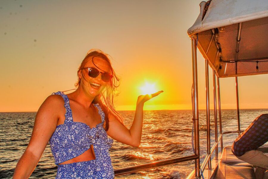 Puerto Vallarta: Mega Yacht Whale Watching Sunset Cruise - Guacamole, chips, snacks, and an open bar