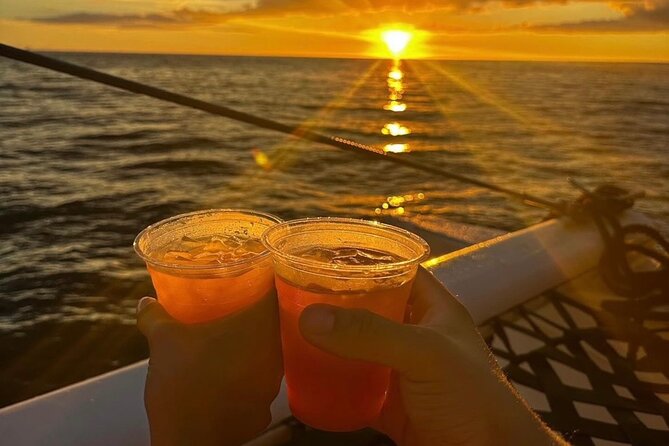 Sunset Cruise & Whale Watching from Oahu - The first minutes at sea: island views and open water
