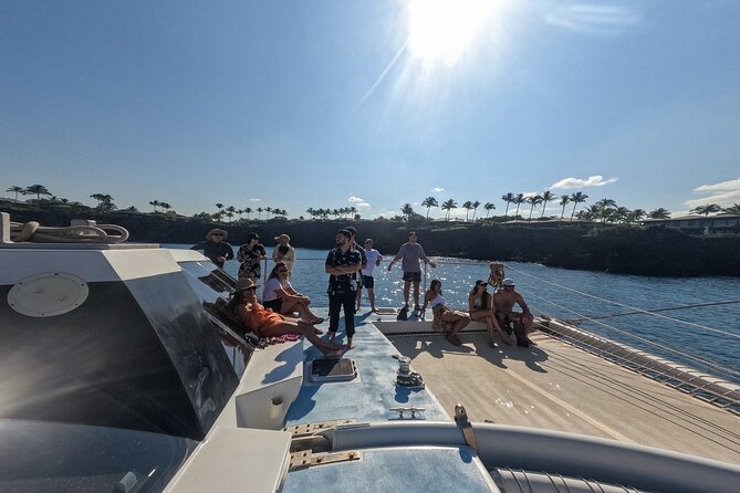 Sunset Cruise with the Whales on our Power Catamaran - Finding your best place on the catamaran