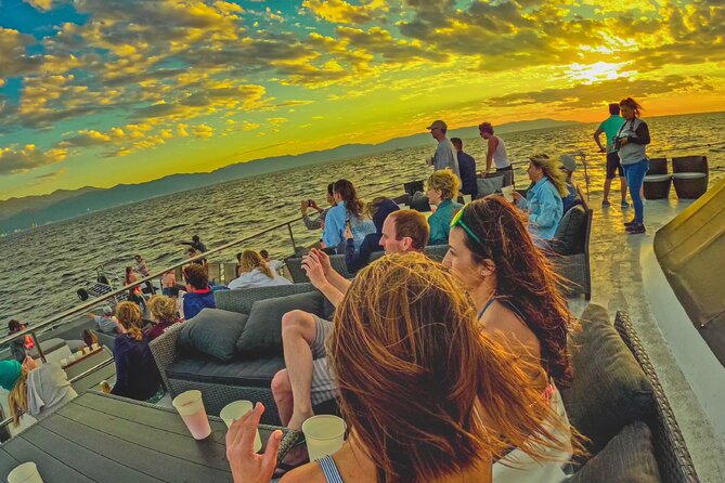 Sunsets and Whales Mega Yachts ALL INCLUSIVE: Puerto Vallarta - Check-in at the port