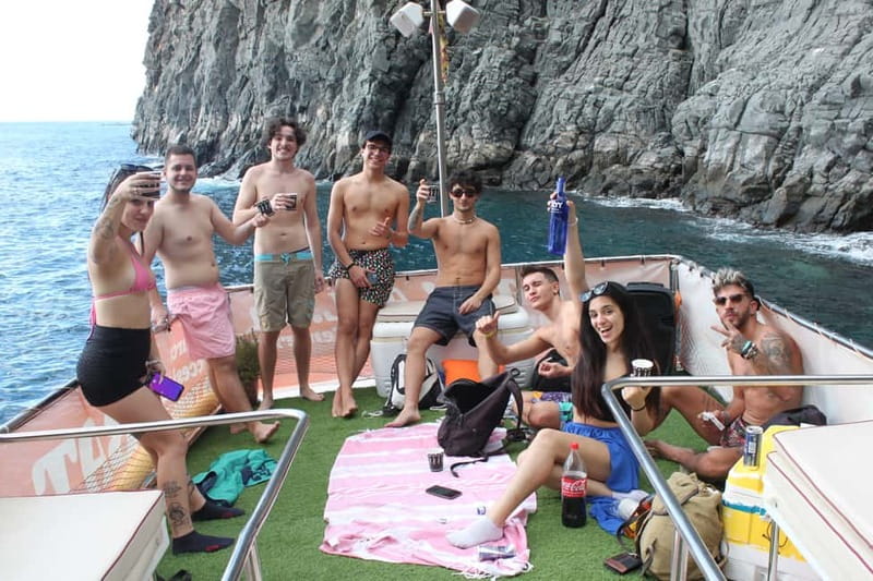 Tenerife: Accessible Whale Watching & Ocean Experience - Food, drinks, and the feel on board