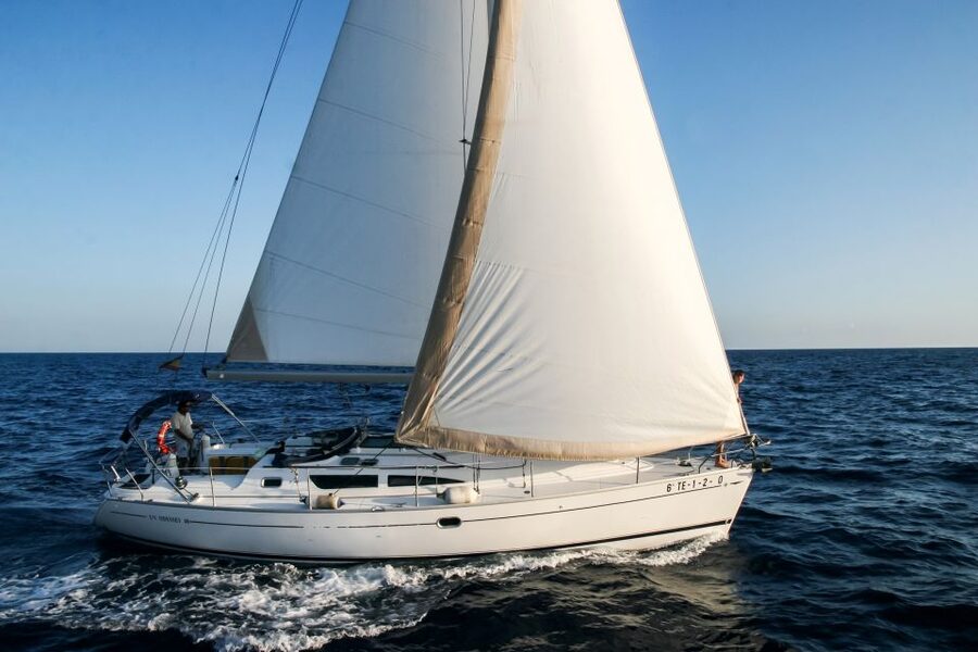 Tenerife: Sailboat Tour Whale Watching Food and Snorkeling - What the three-hour route feels like