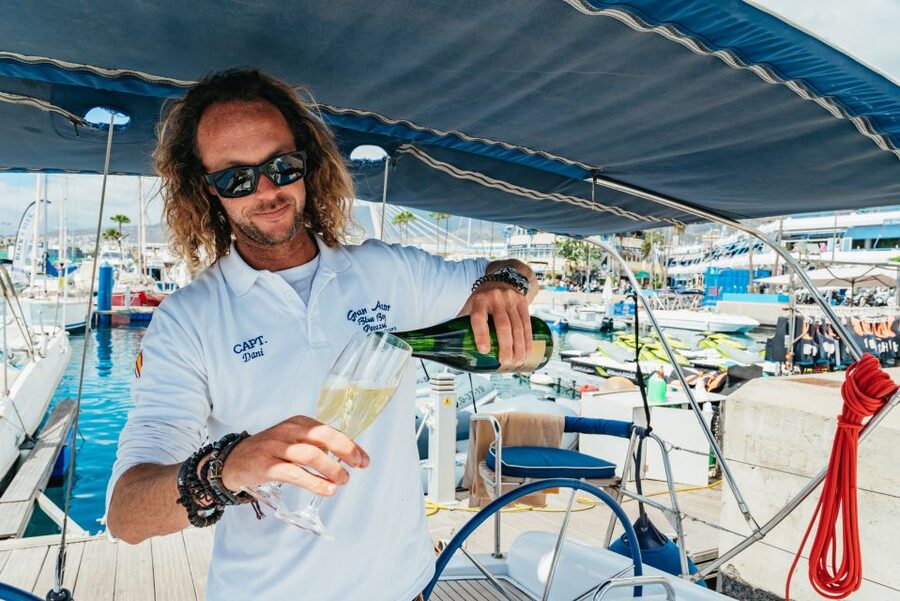 Tenerife: Whale & Dolphin Watching with Drinks and Snacks - Why the small boat changes the experience