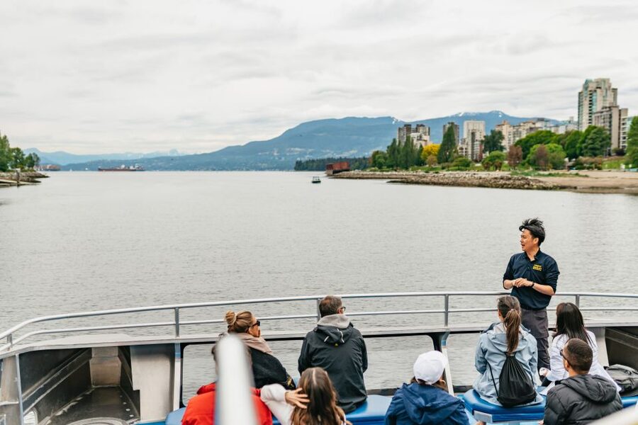 Vancouver: Covered Whale Watching Adventure with Free Photos - A practical plan for your day