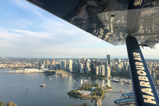Vancouver-Victoria Day Trip by Seaplane + Whale Watching by Boat - What you might actually see