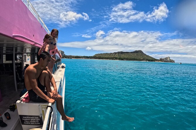 Waikiki, Oahu 2-Hour Whale Watching: Guaranteed Sightings - Coastal views and extra wildlife