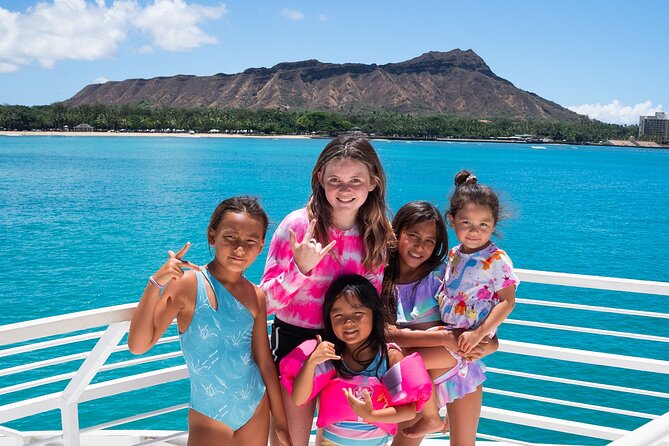 Waikiki, Oahu 2-Hour Whale Watching: Guaranteed Sightings - Searching for whales off Honolulu