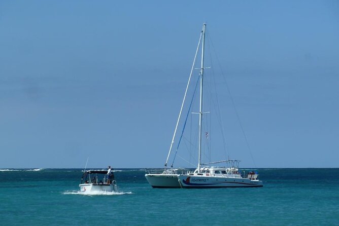 Wake Up With the Whales Cruise on Seasmoke - Finding ʻAnaeʻomalu Bay without a stressful start