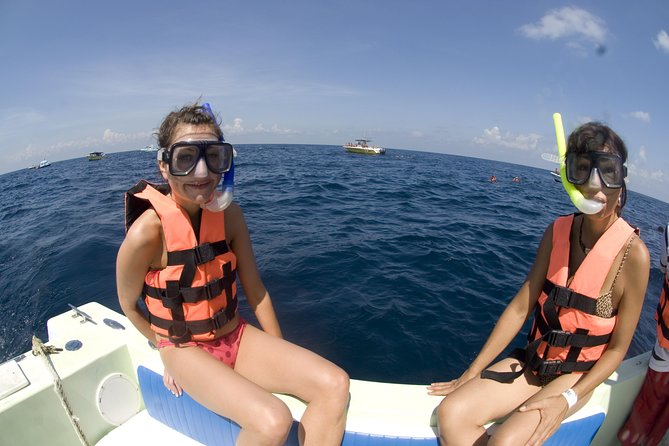 Whale Sharks Small-Group Tour in Cancun and Riviera Maya - Guides who shape the day