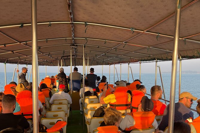Whale Watching From Colombo - Breakfast helps, but bring the right attitude toward food