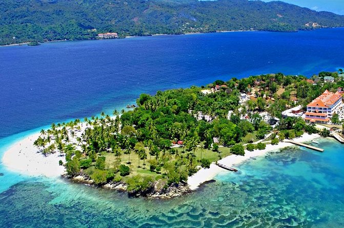 Whale Watching in Samana - What lunch adds to the experience