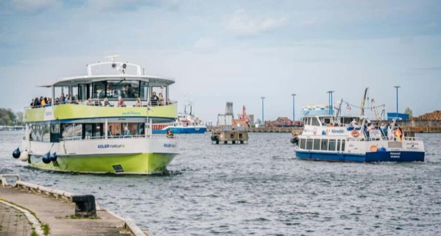 Wismar: Electric Boat Tour past Whale Island with Poel Stop - Returning across Wismar Bay